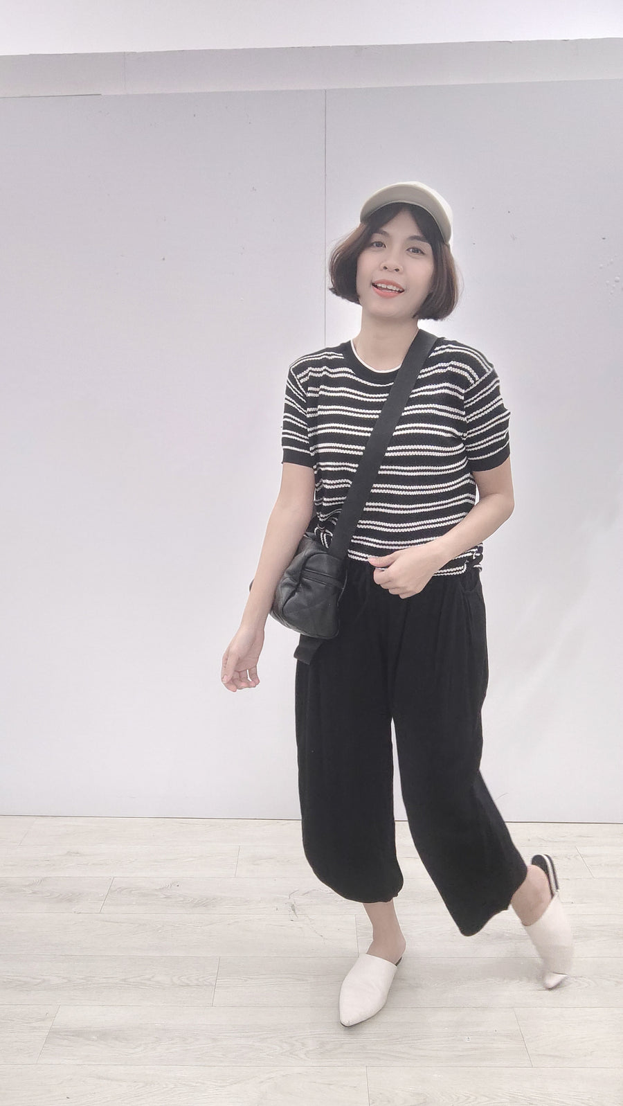 软麻阔脚裤