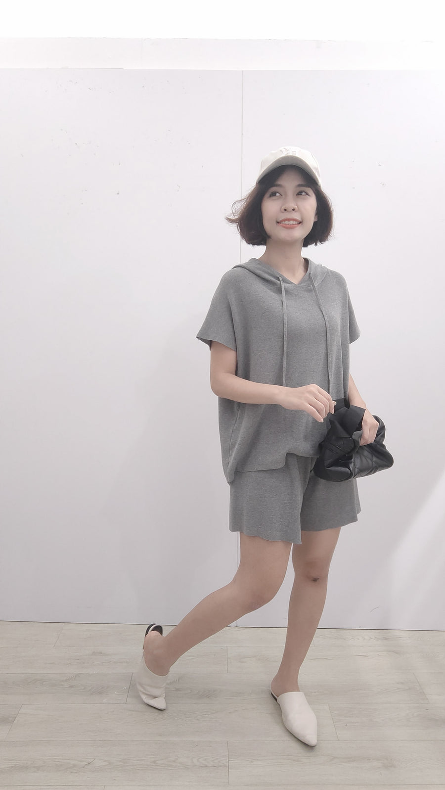 软针织连帽套装