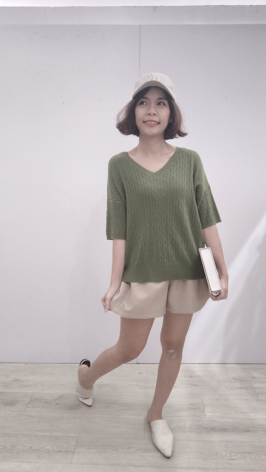 编织软针织上衣