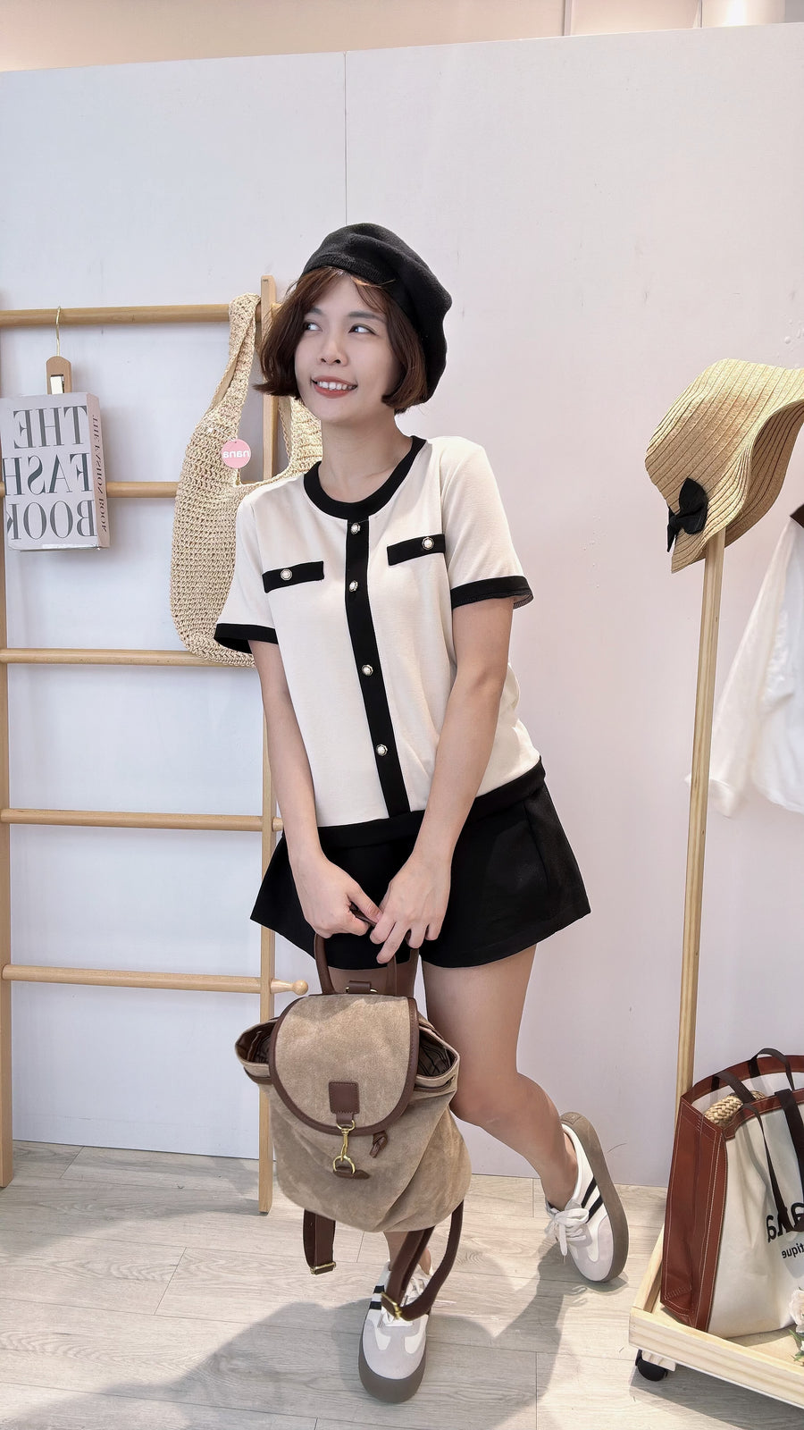 太空棉小香风假钮上衣