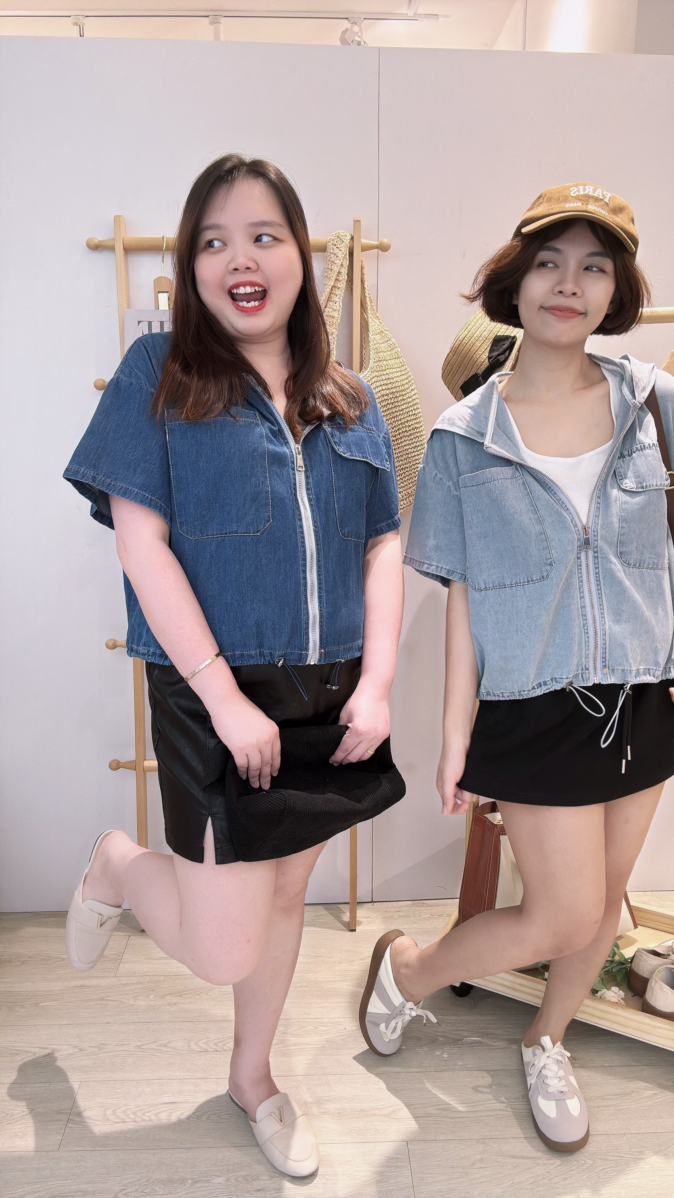 牛仔连帽拉链上衣