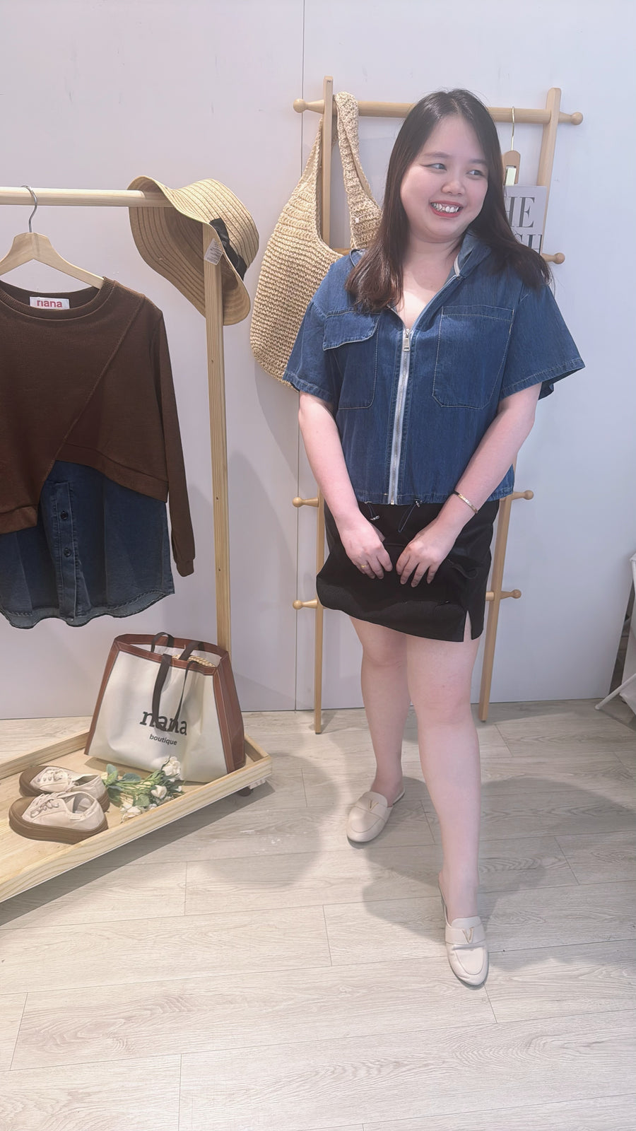 牛仔连帽拉链上衣