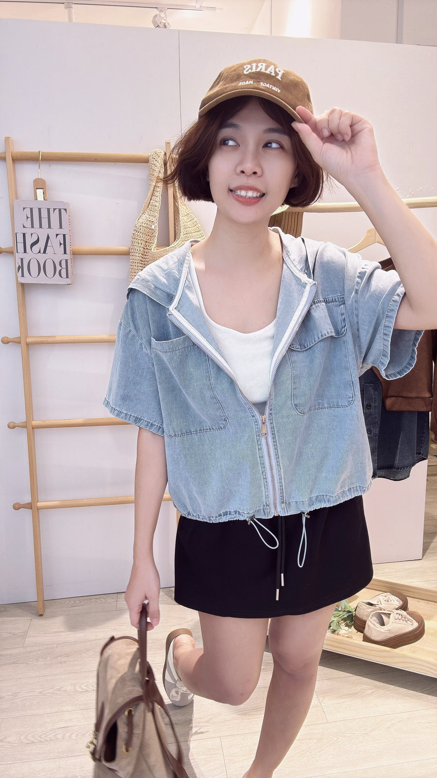 牛仔连帽拉链上衣