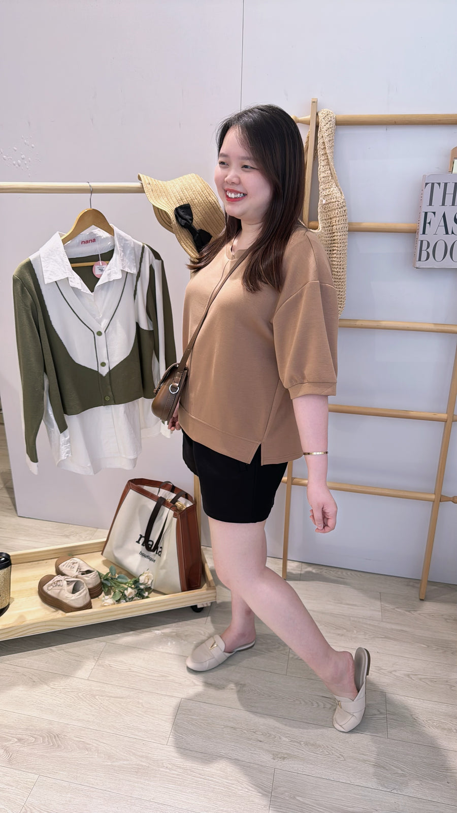 太空棉前短后长设计上衣