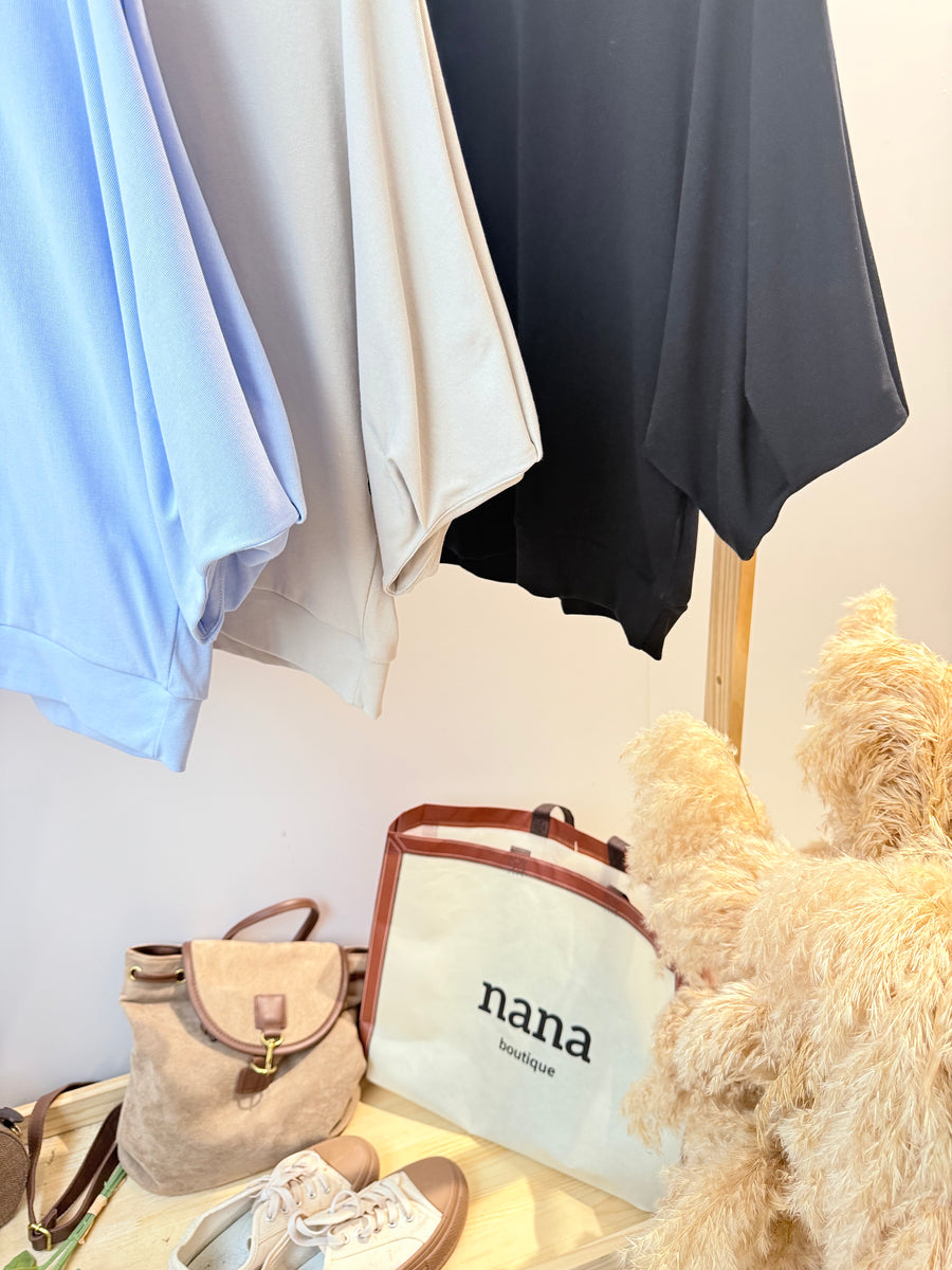 灯笼袖子简约上衣