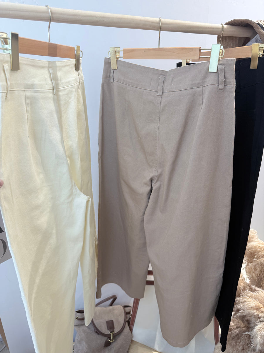 水洗牛仔阔脚长裤