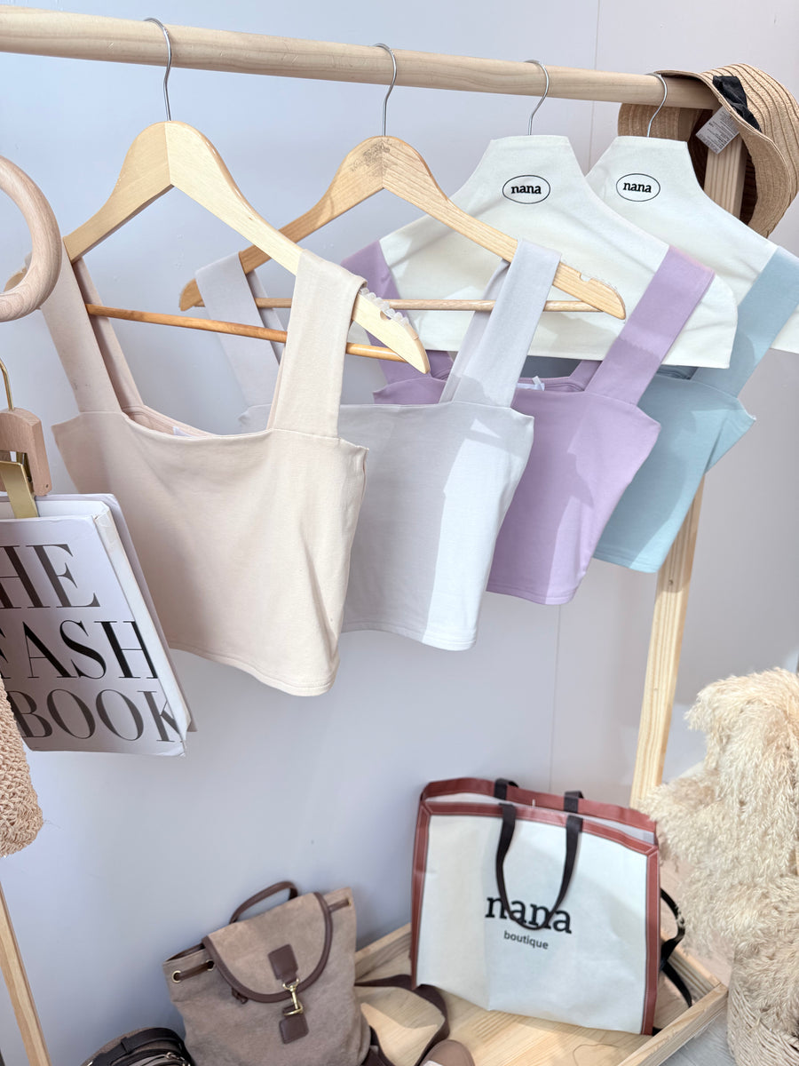 粗肩带短版内搭