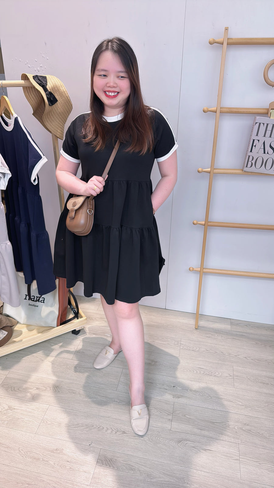 撞色娃娃短连身裙