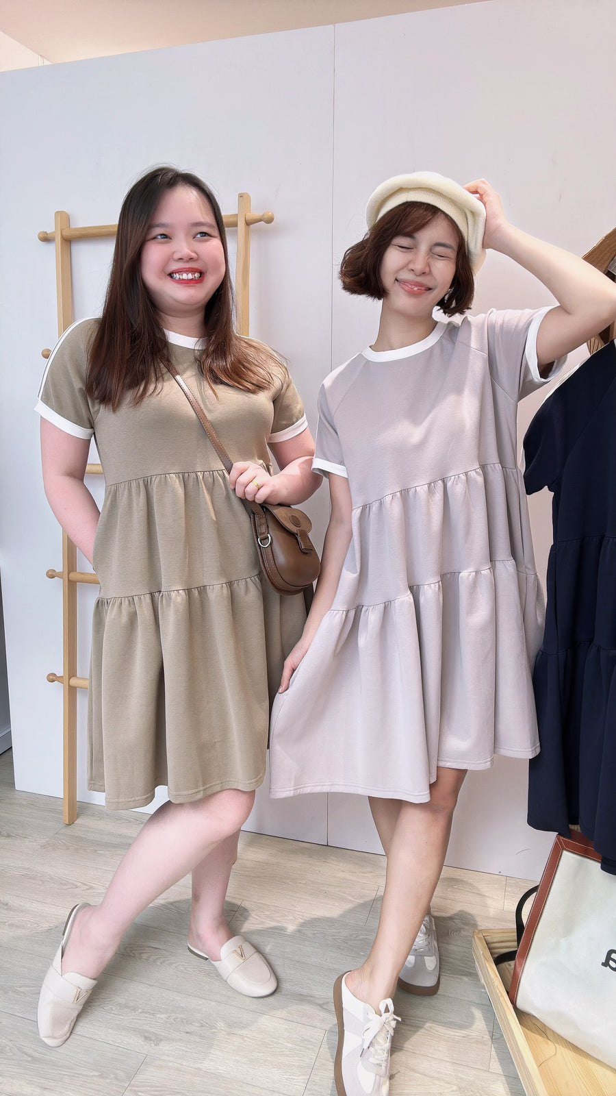 撞色娃娃短连身裙