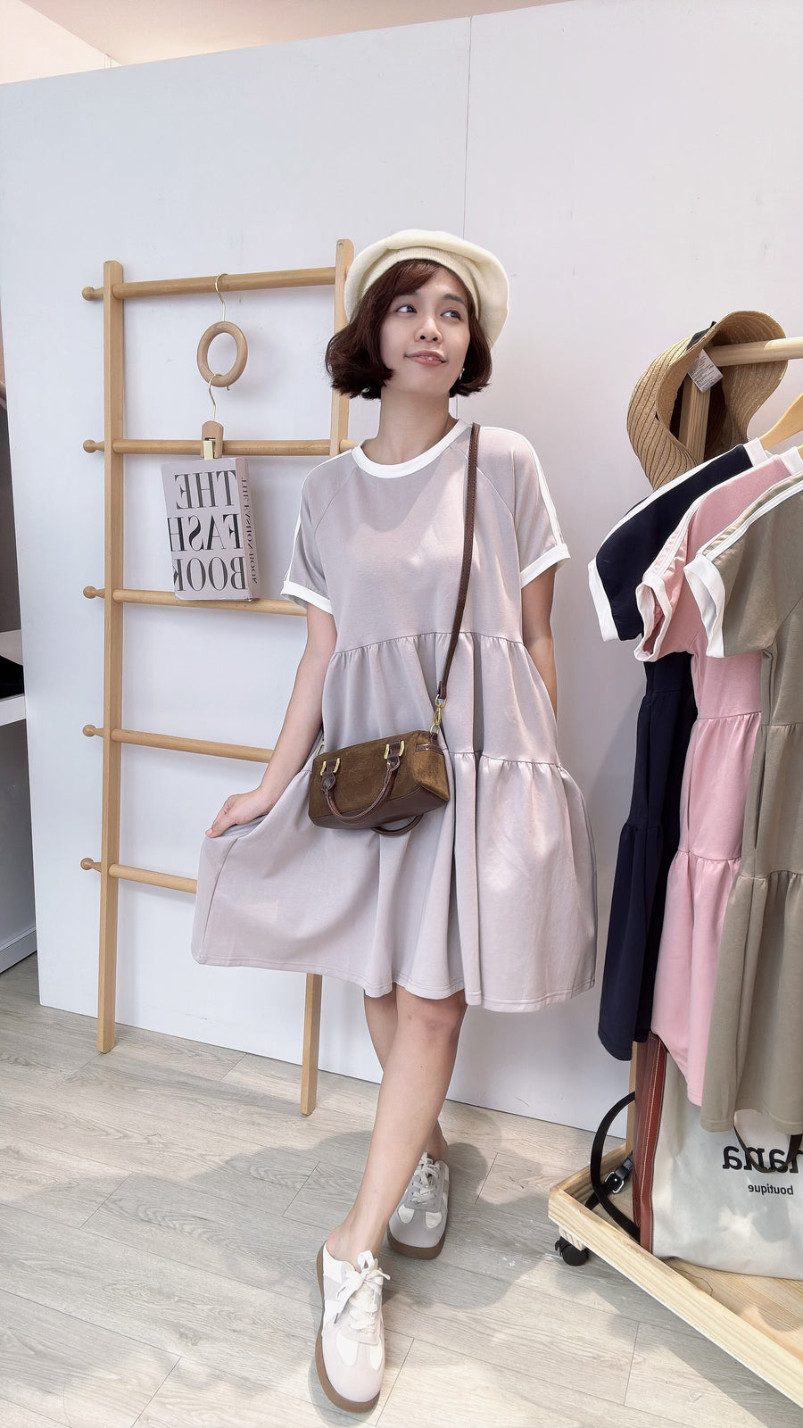 撞色娃娃短连身裙