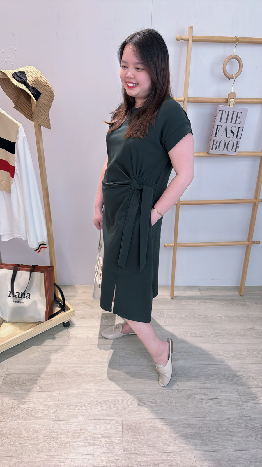 皱褶绑带棉质长连身裙