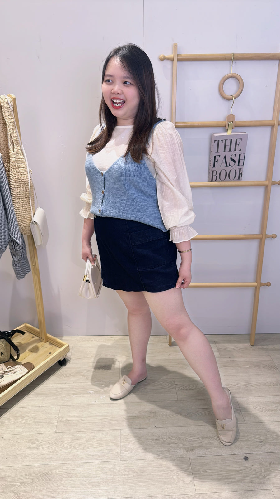 薄麻吊带针织甜美上衣