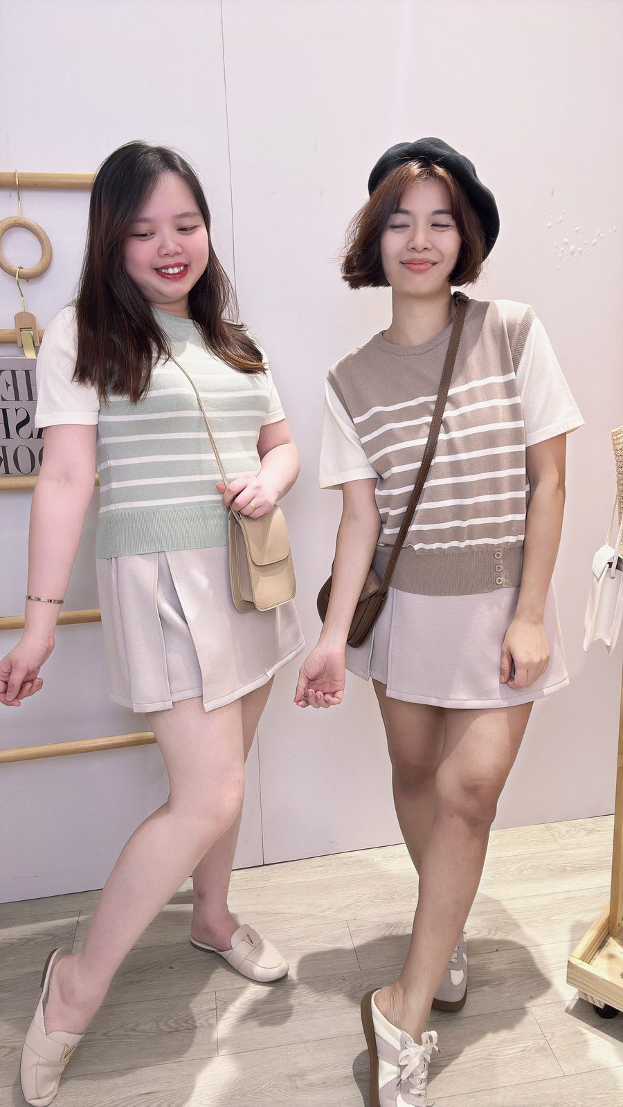 冰丝线条撞色针织上衣