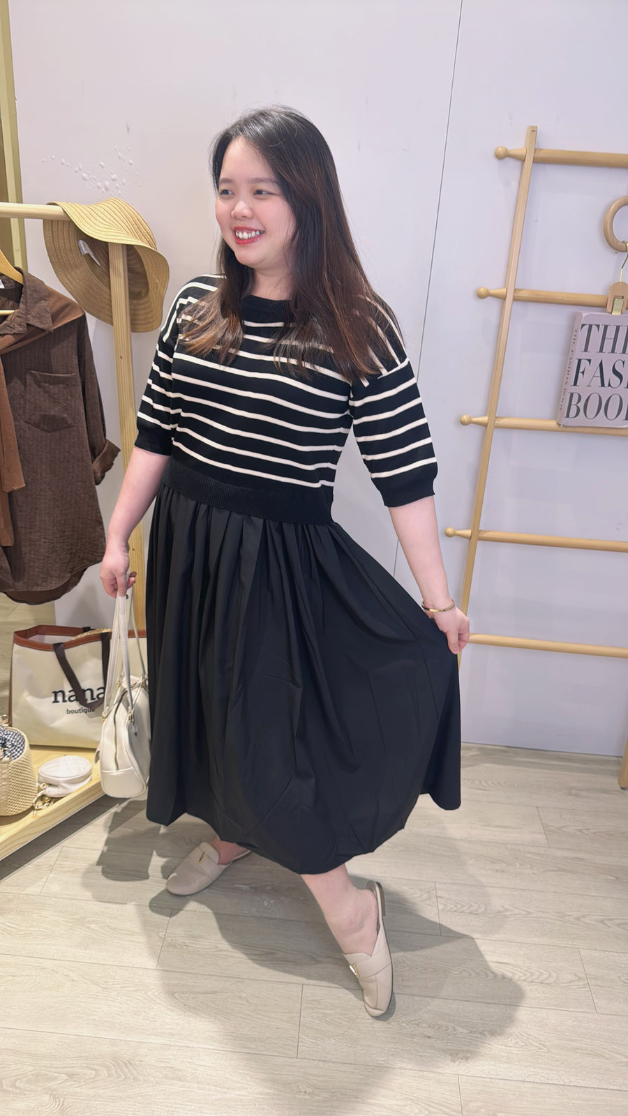 线条针织并接雪纺套裙