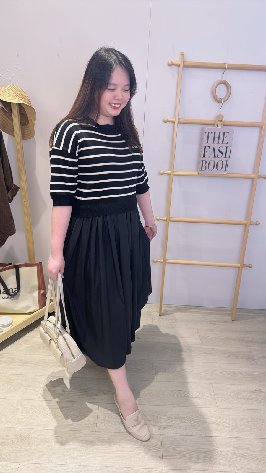 线条针织并接雪纺套裙