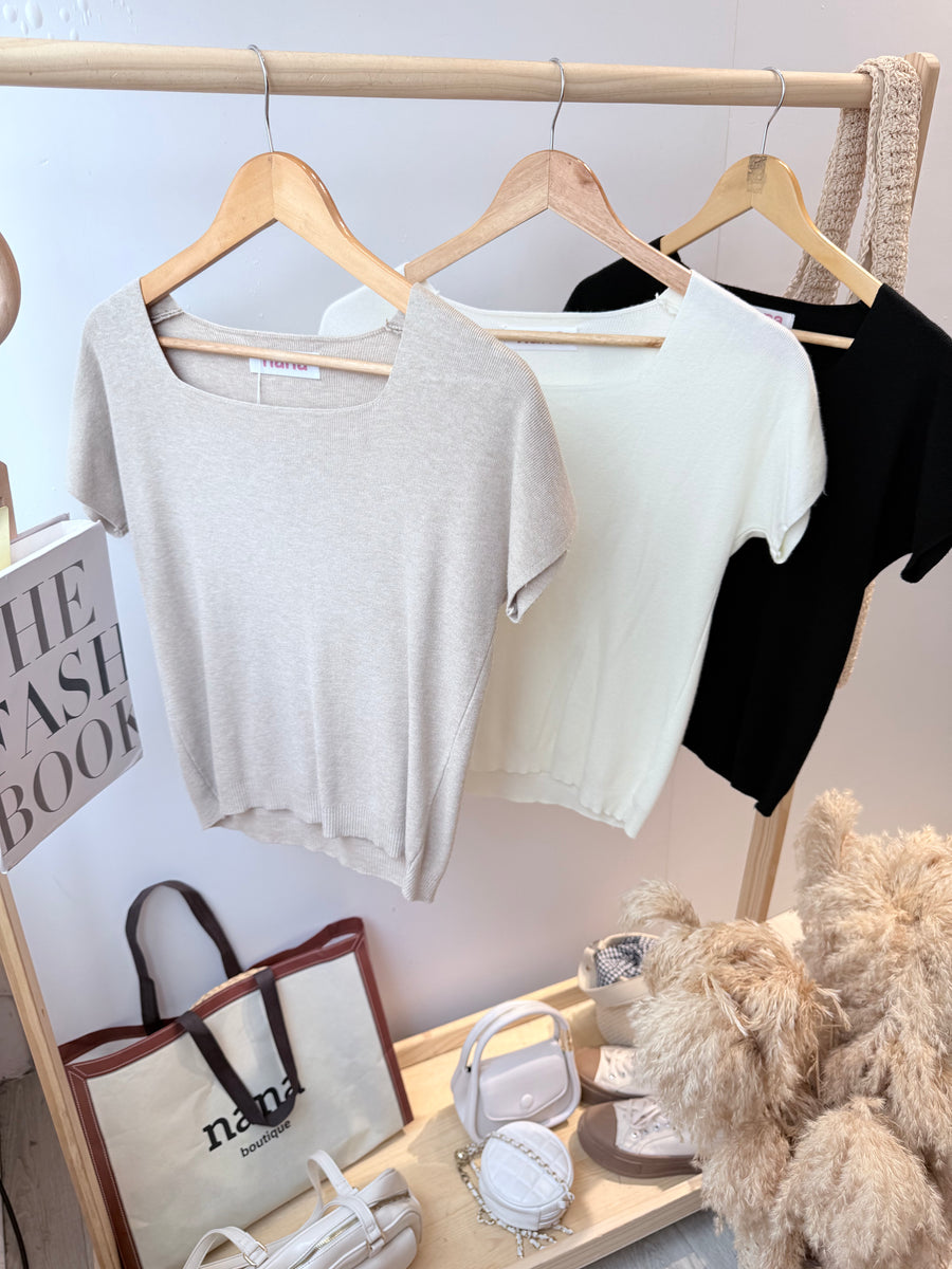 四方领软针织上衣