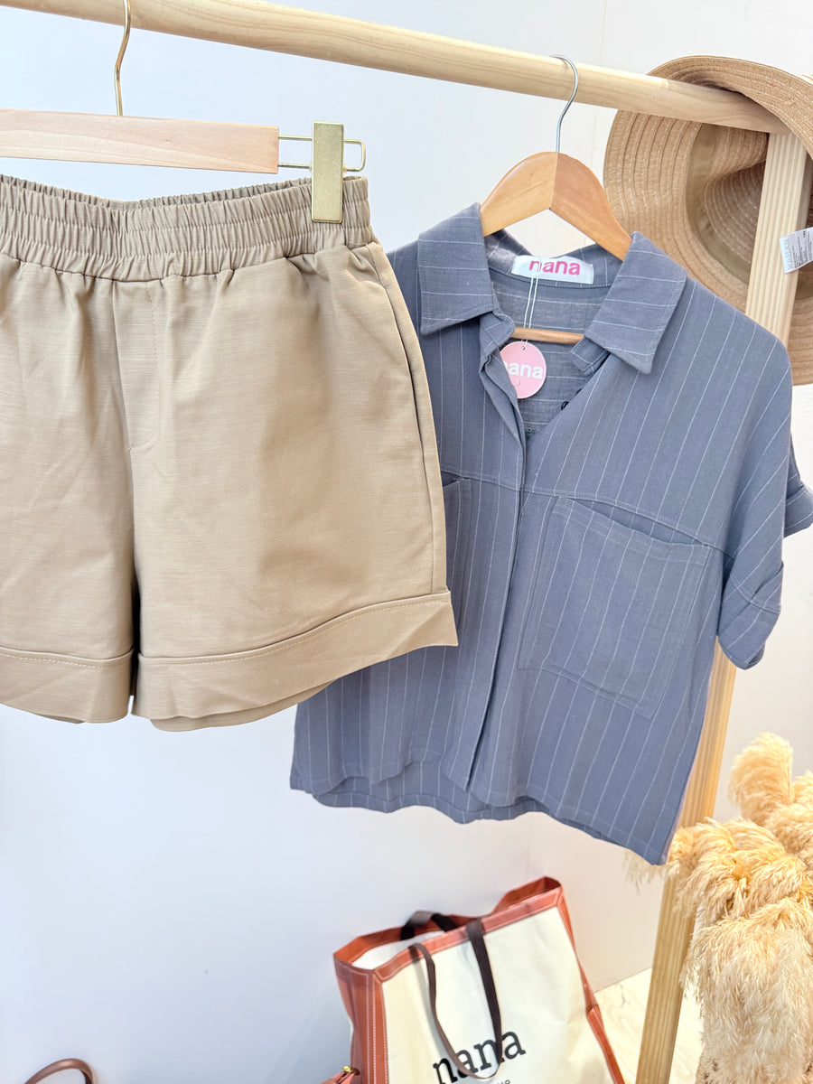 松紧腰水洗牛仔四分裤