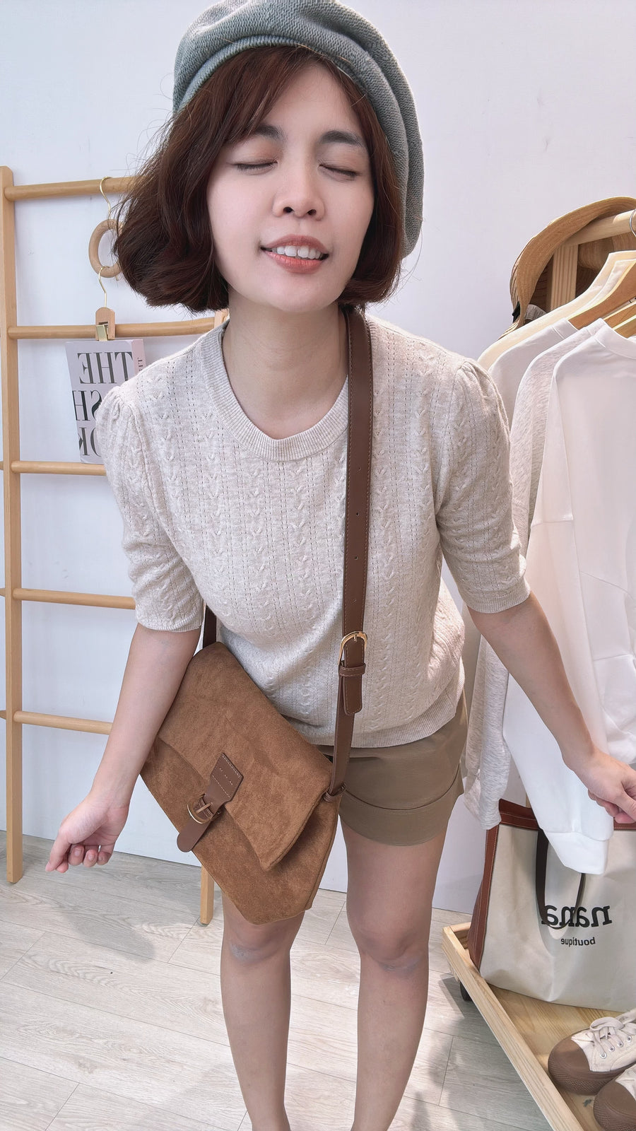 松紧腰水洗牛仔四分裤