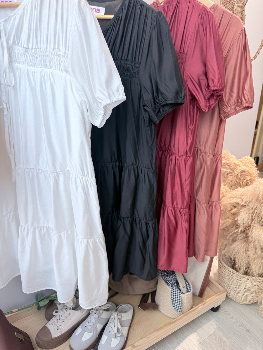 独家雪纺泡泡袖连身裙