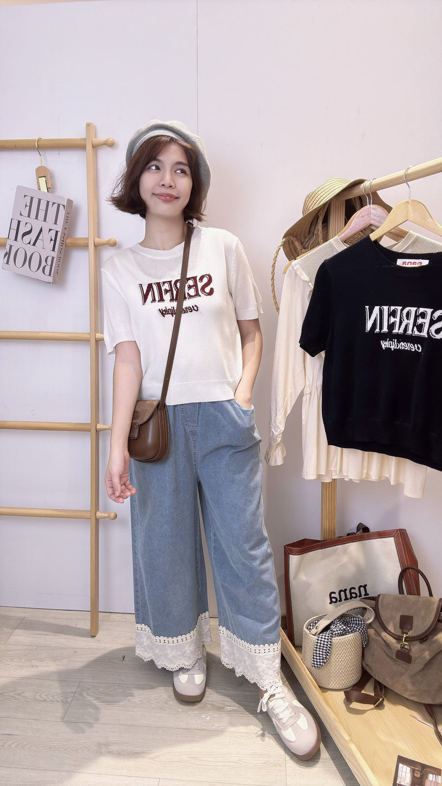 字母薄款好穿滑针织短上衣