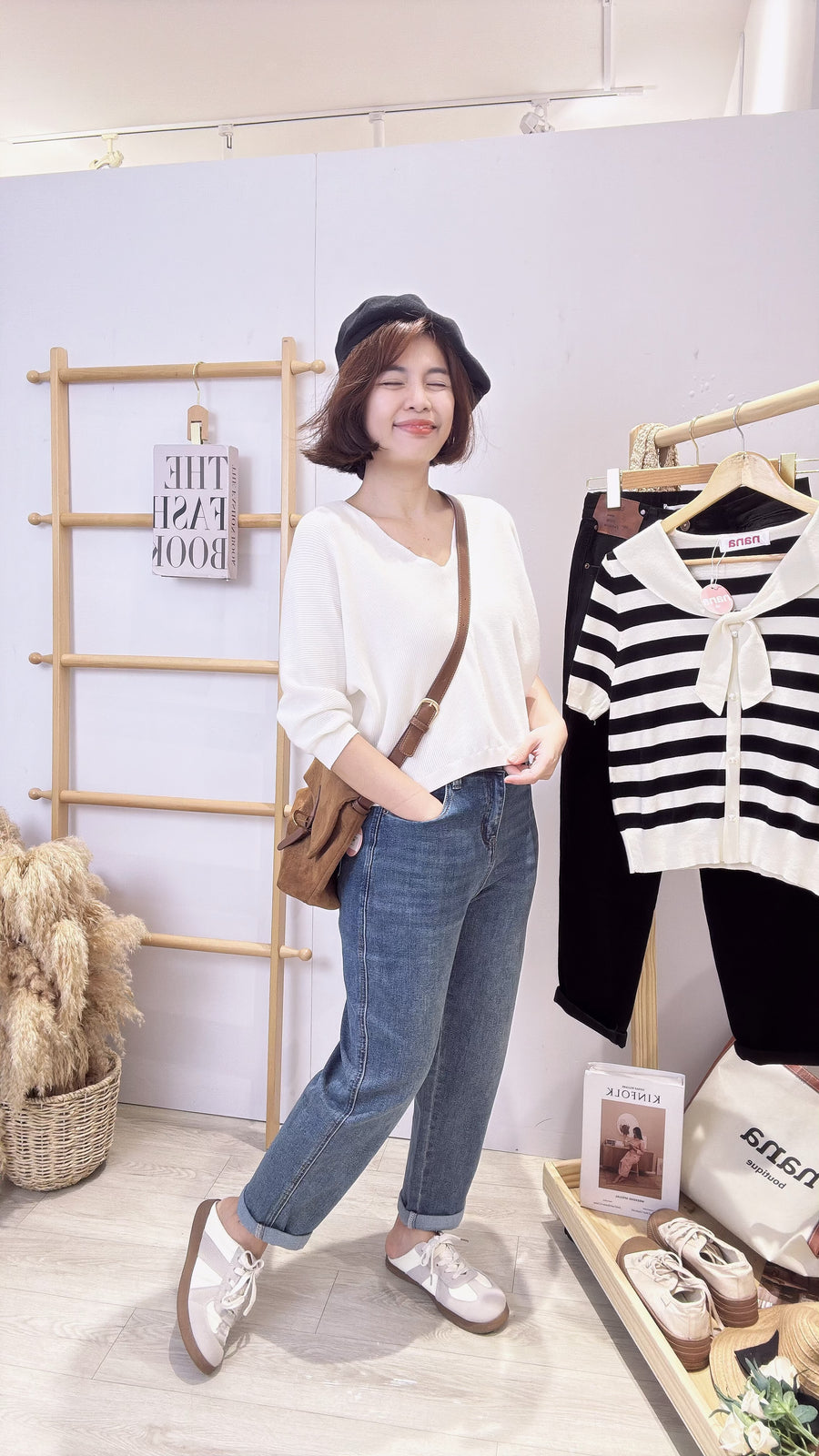 百搭后松紧腰牛仔长裤