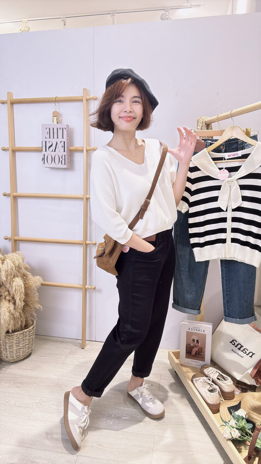 百搭后松紧腰牛仔长裤