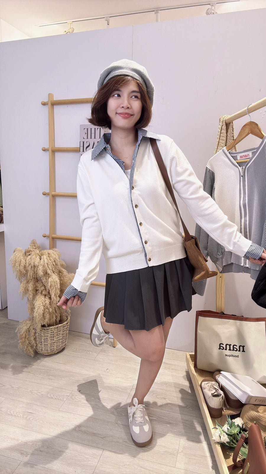 格子衬衫并针织学院风上衣