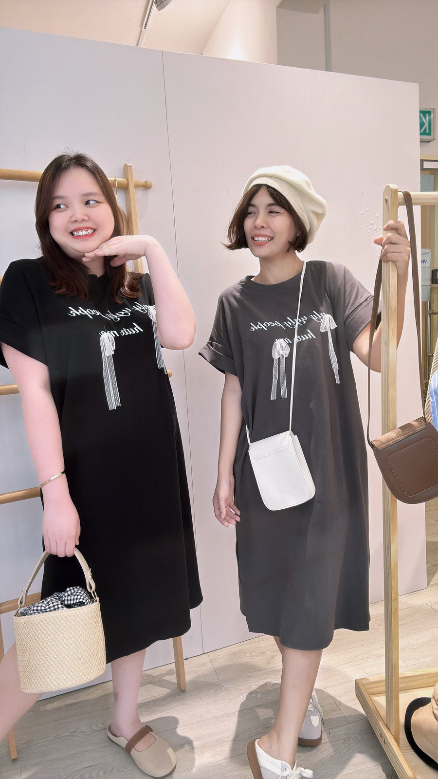 Cotton卷袖字母开叉懒人装