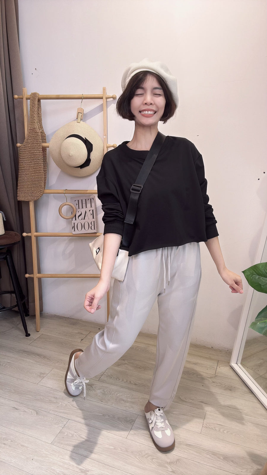 松紧腰运动风休闲九分裤
