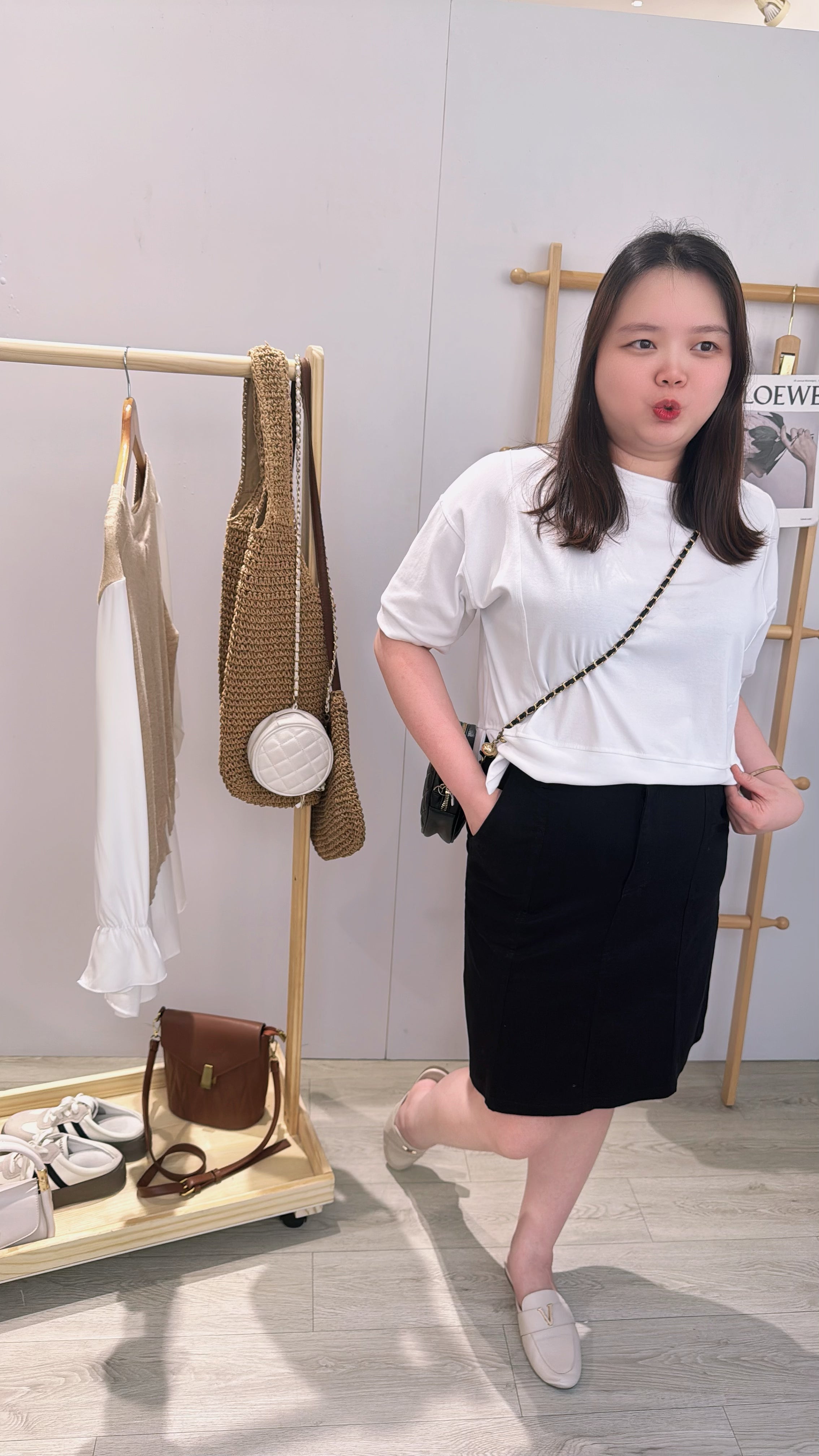 黑色牛仔后开叉半裙