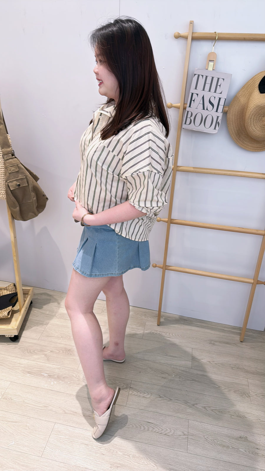 直线条宽松衬衫