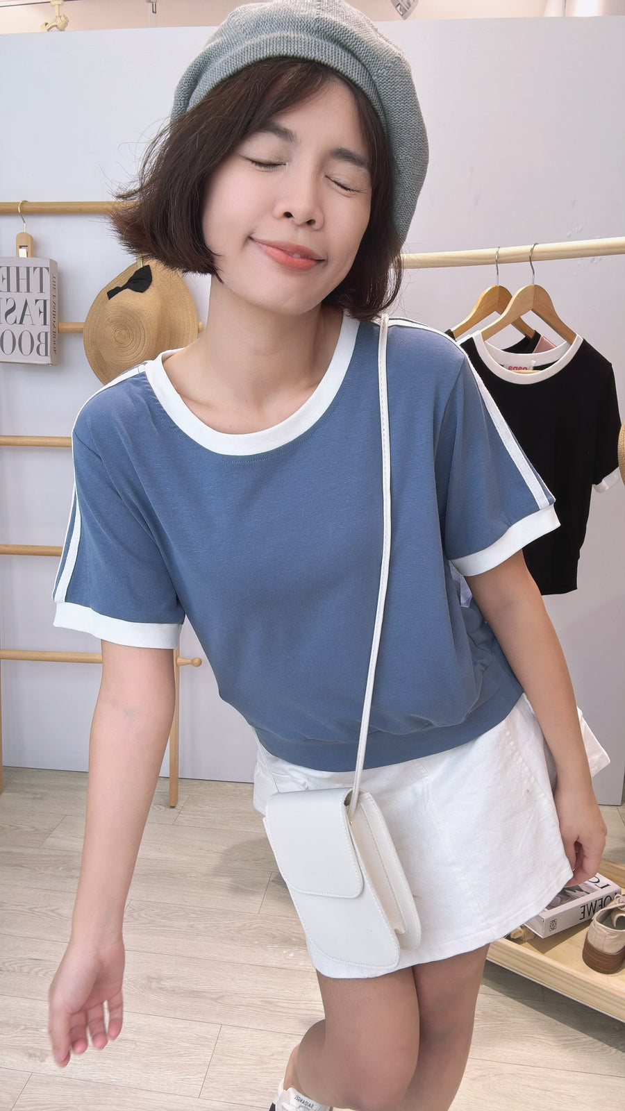 并色短版cotton上衣