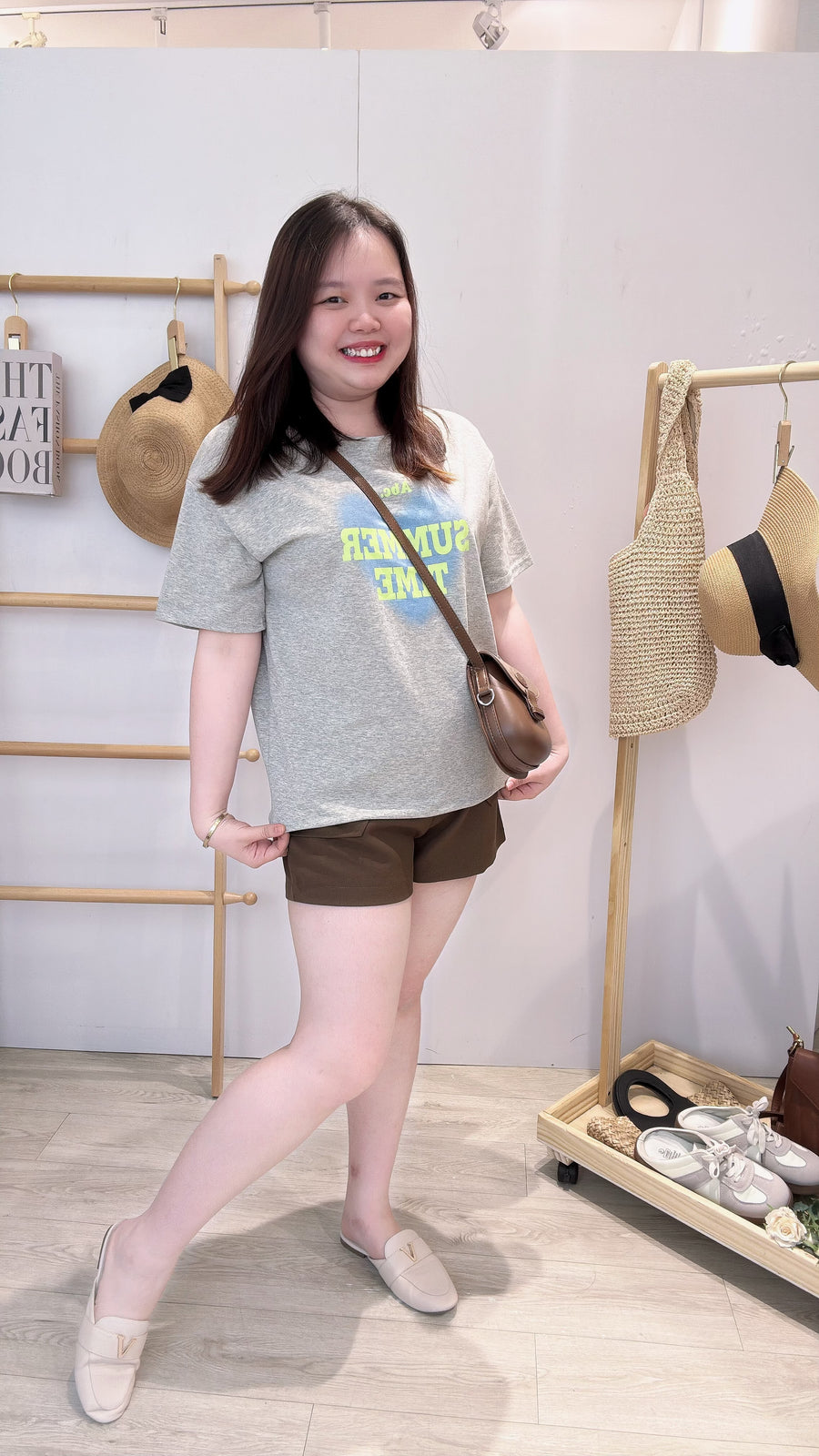 字母图案半长T-shirt
