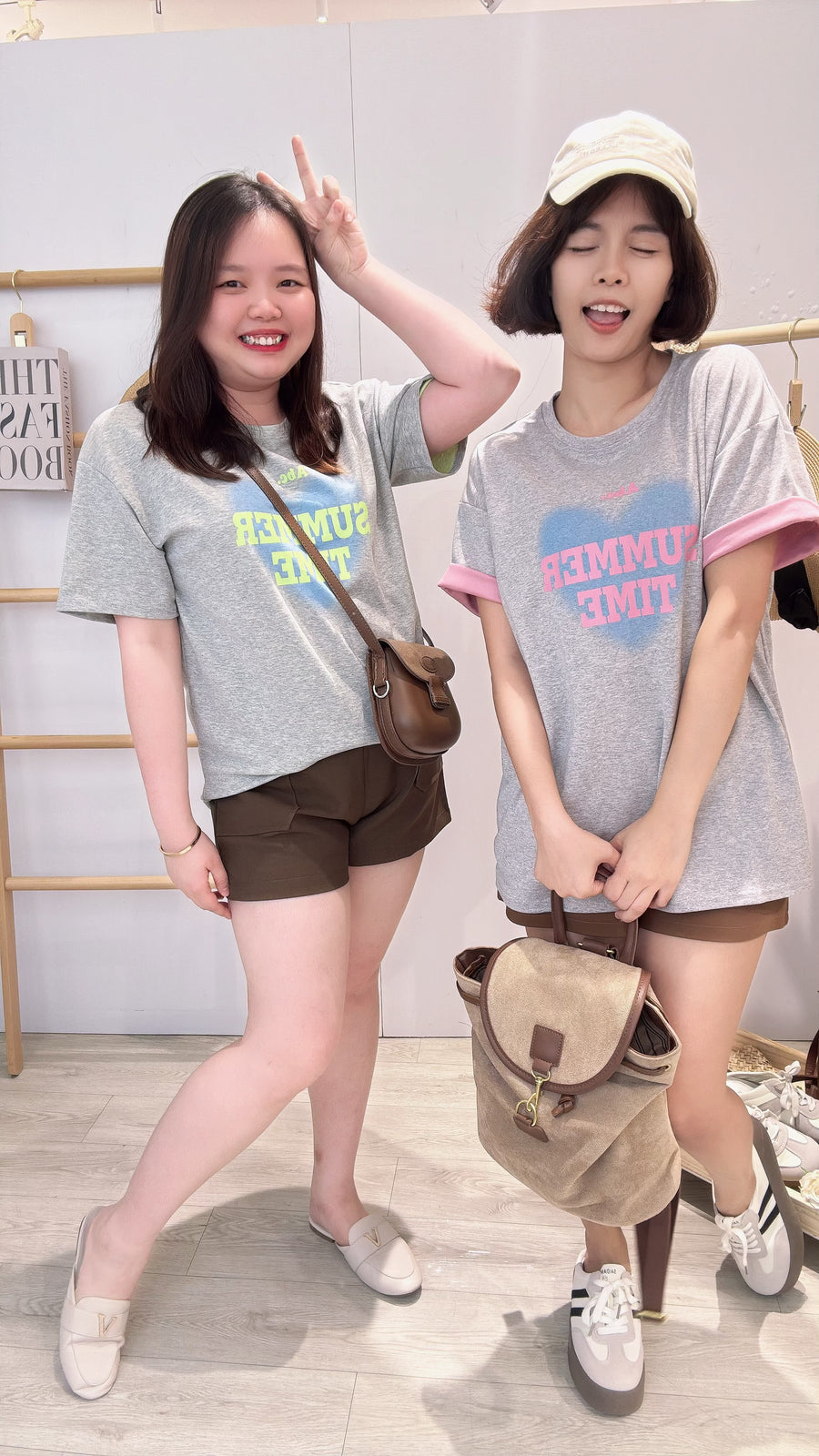 字母图案半长T-shirt