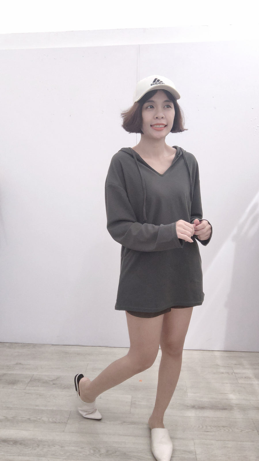 滚珠棉连帽长衣