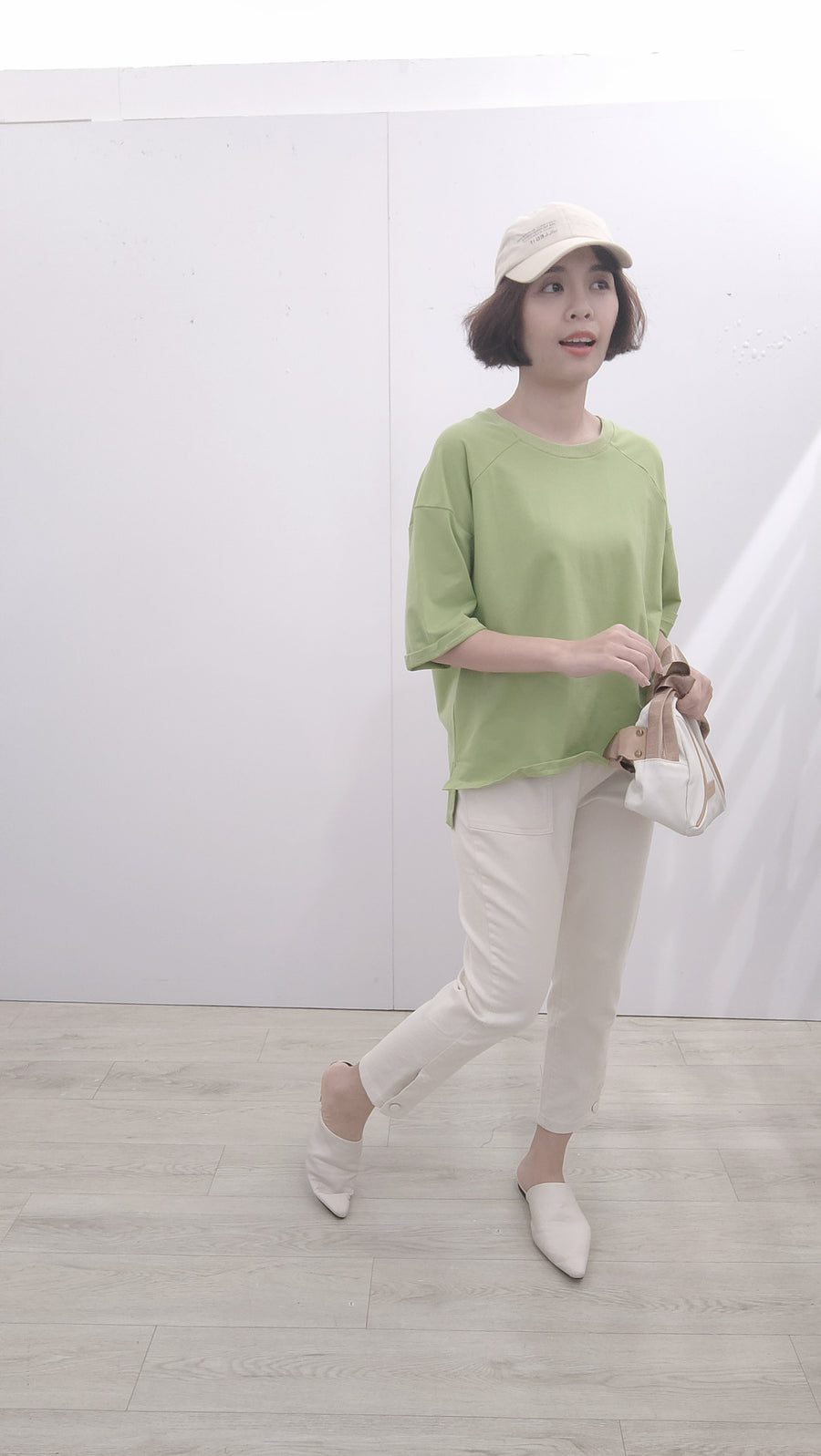 甜美色棉质宽松上衣