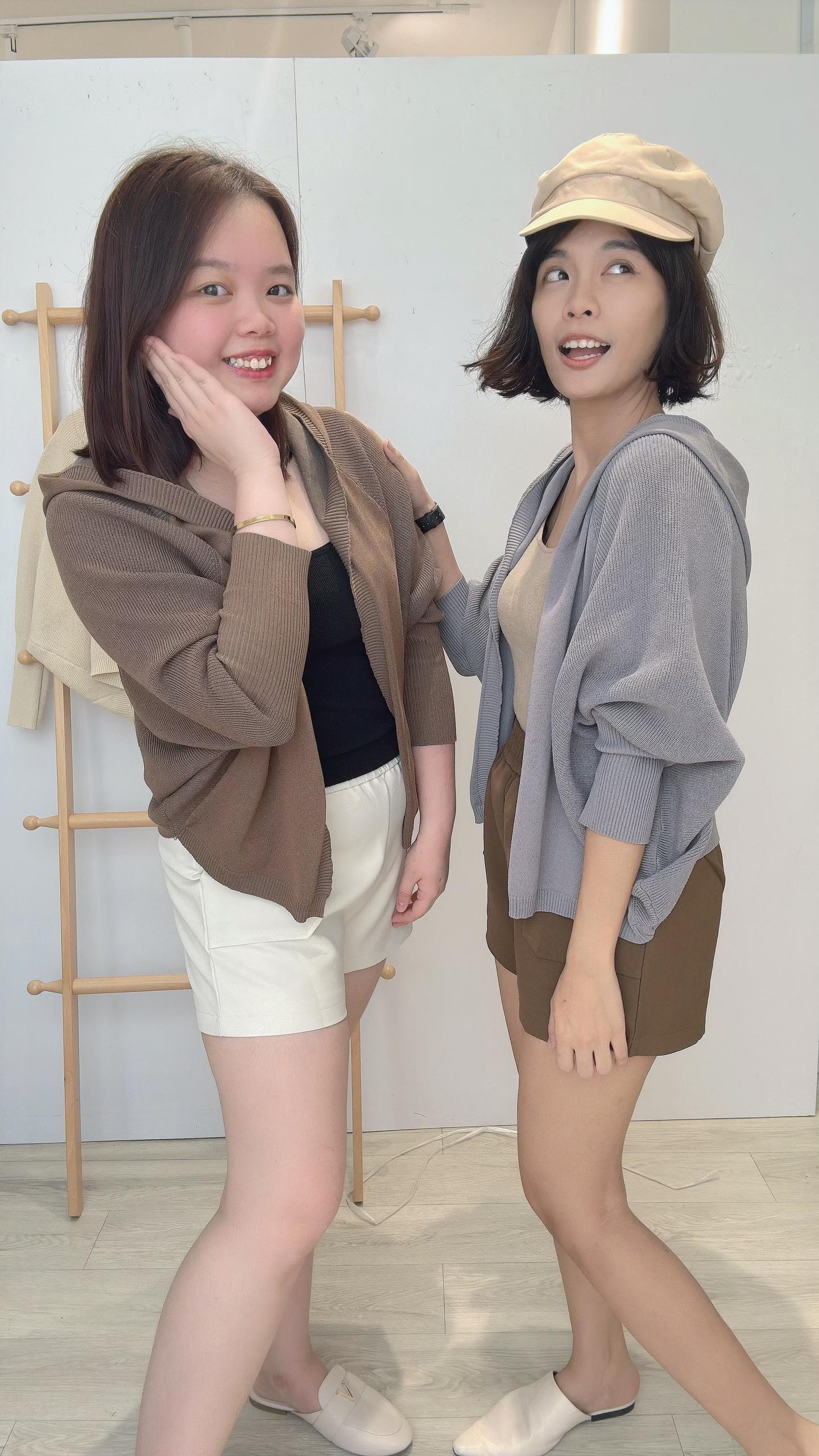 连帽针织短版外套
