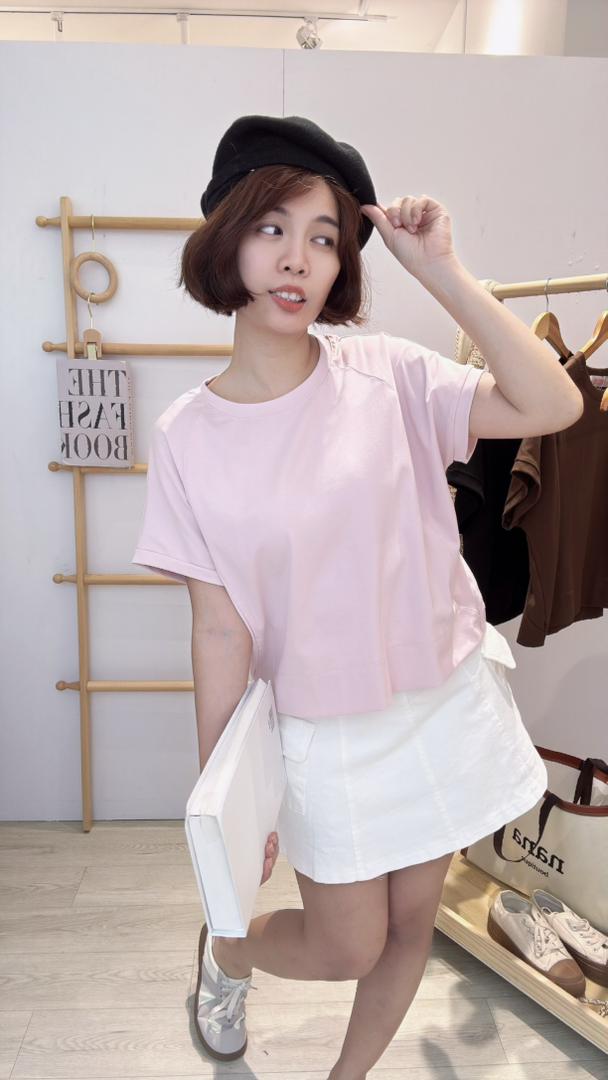 单色圆领短版上衣