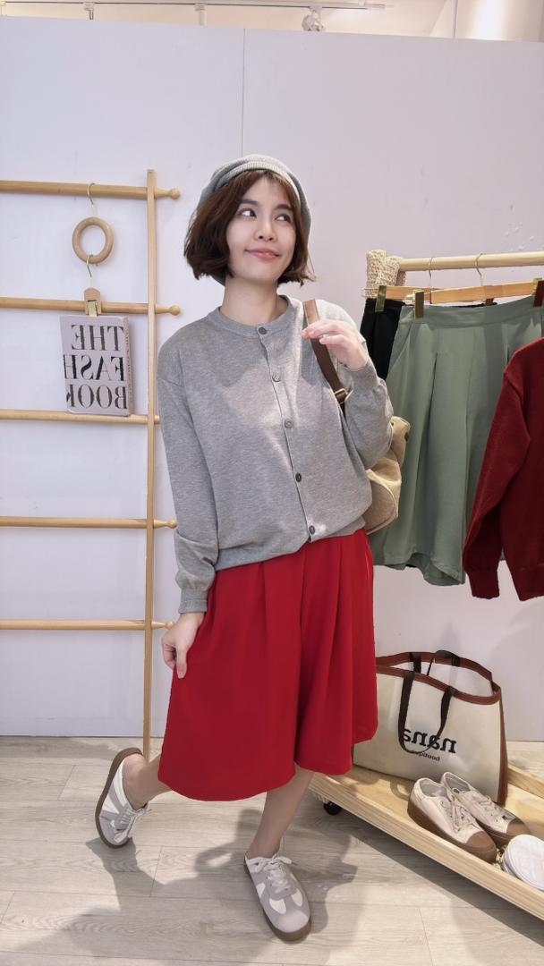 软针织单色外套