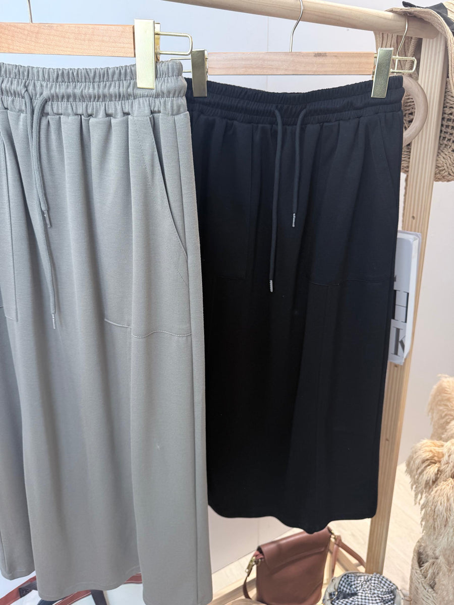 太空棉松紧腰后开叉直长裙