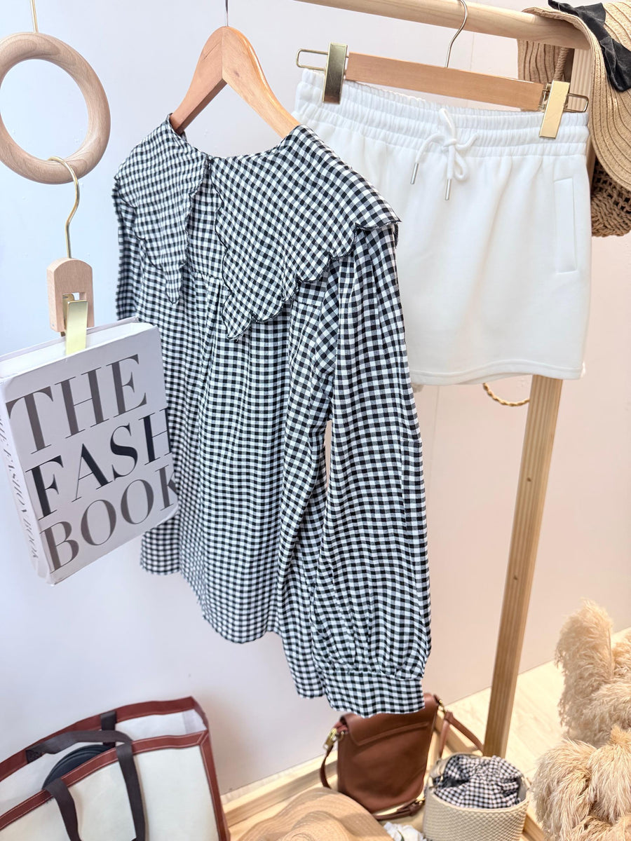 荷叶领格子麻料上衣