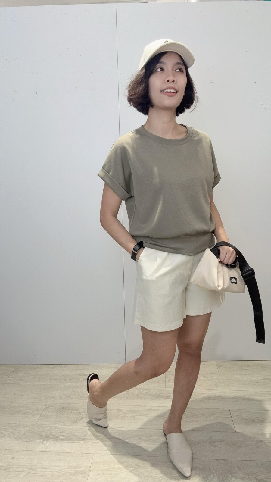 nana独家好穿太空棉短版上衣