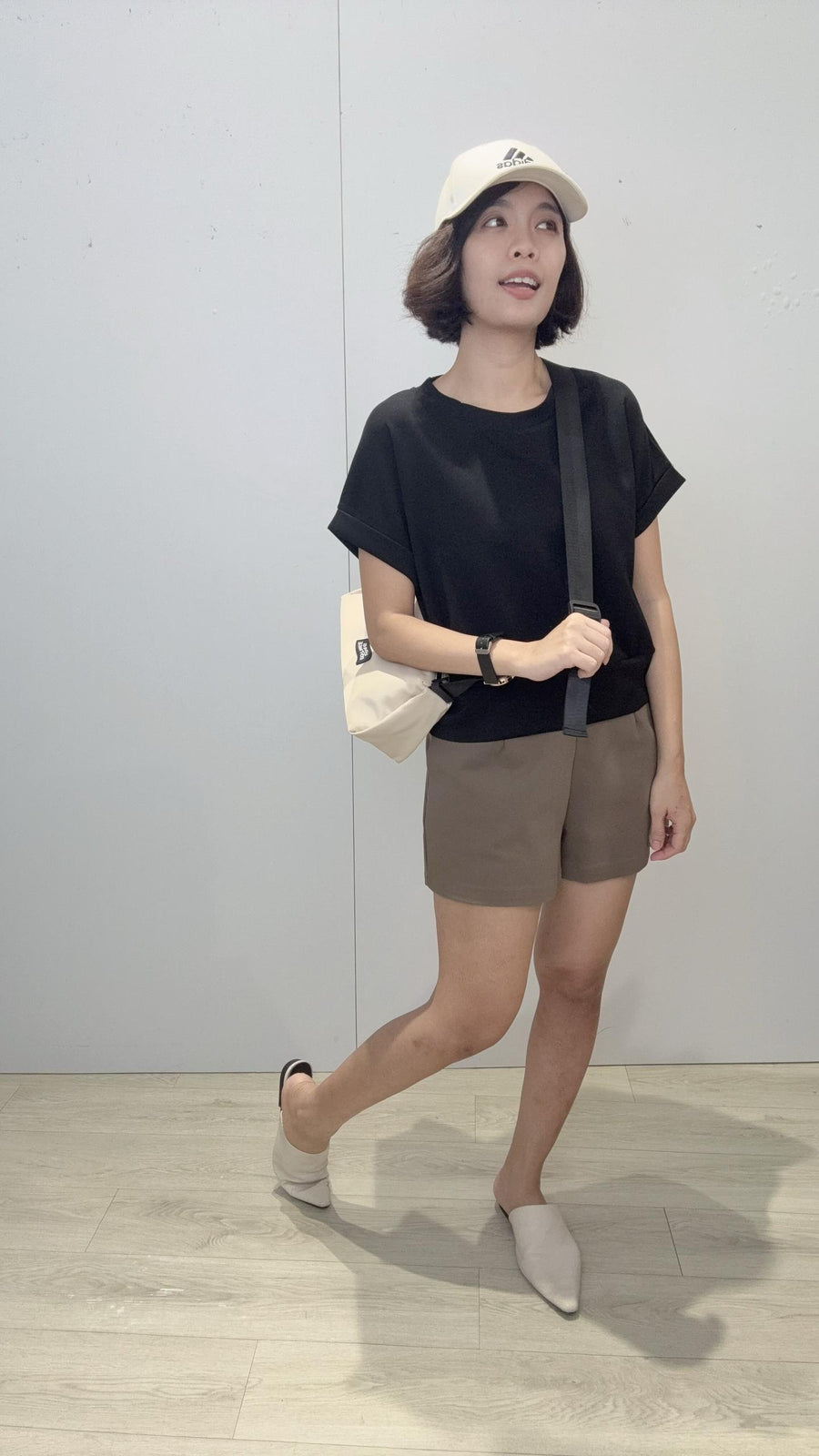 nana独家好穿太空棉短版上衣