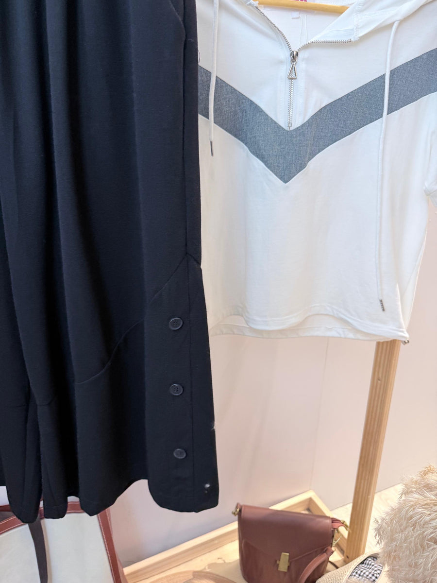 薄罗马假钮阔脚八分裤