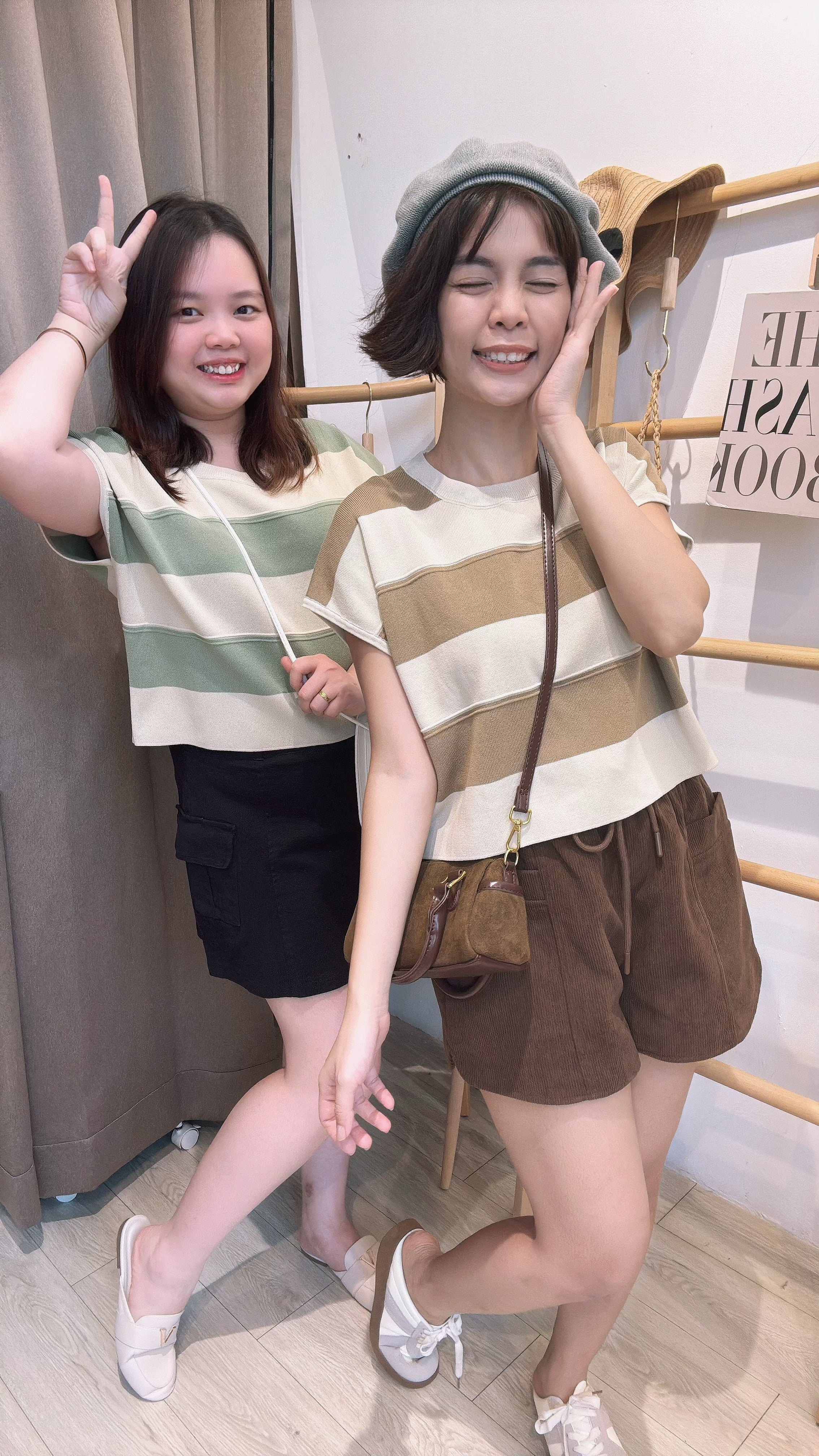 短版线条针织上衣